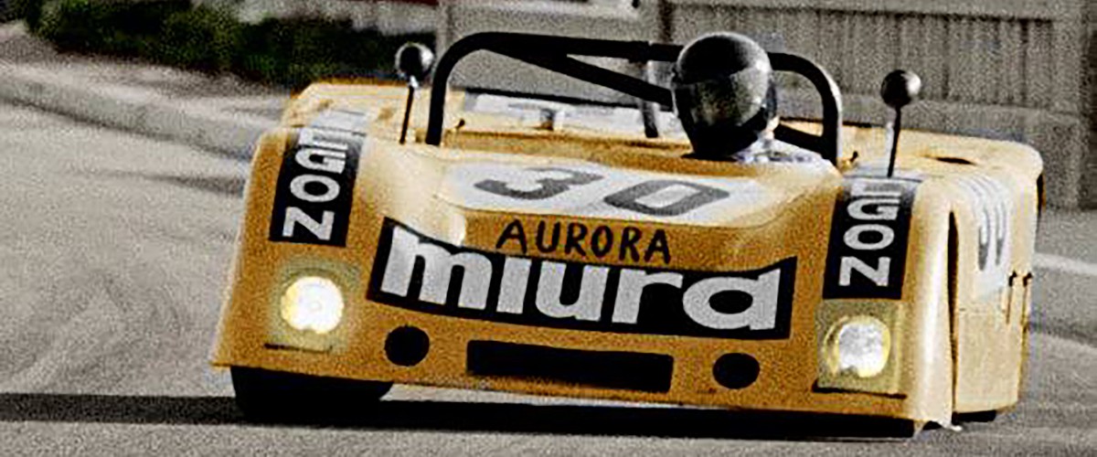 Header_Aurora-Porsche-2000 (1).jpg